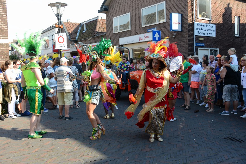 ../Images/Zomercarnaval Noordwijkerhout 2016 197.jpg